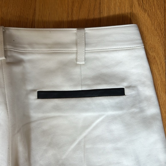 Club Monaco cream/white skinny pants with black leather trims - Picture 3 of 6